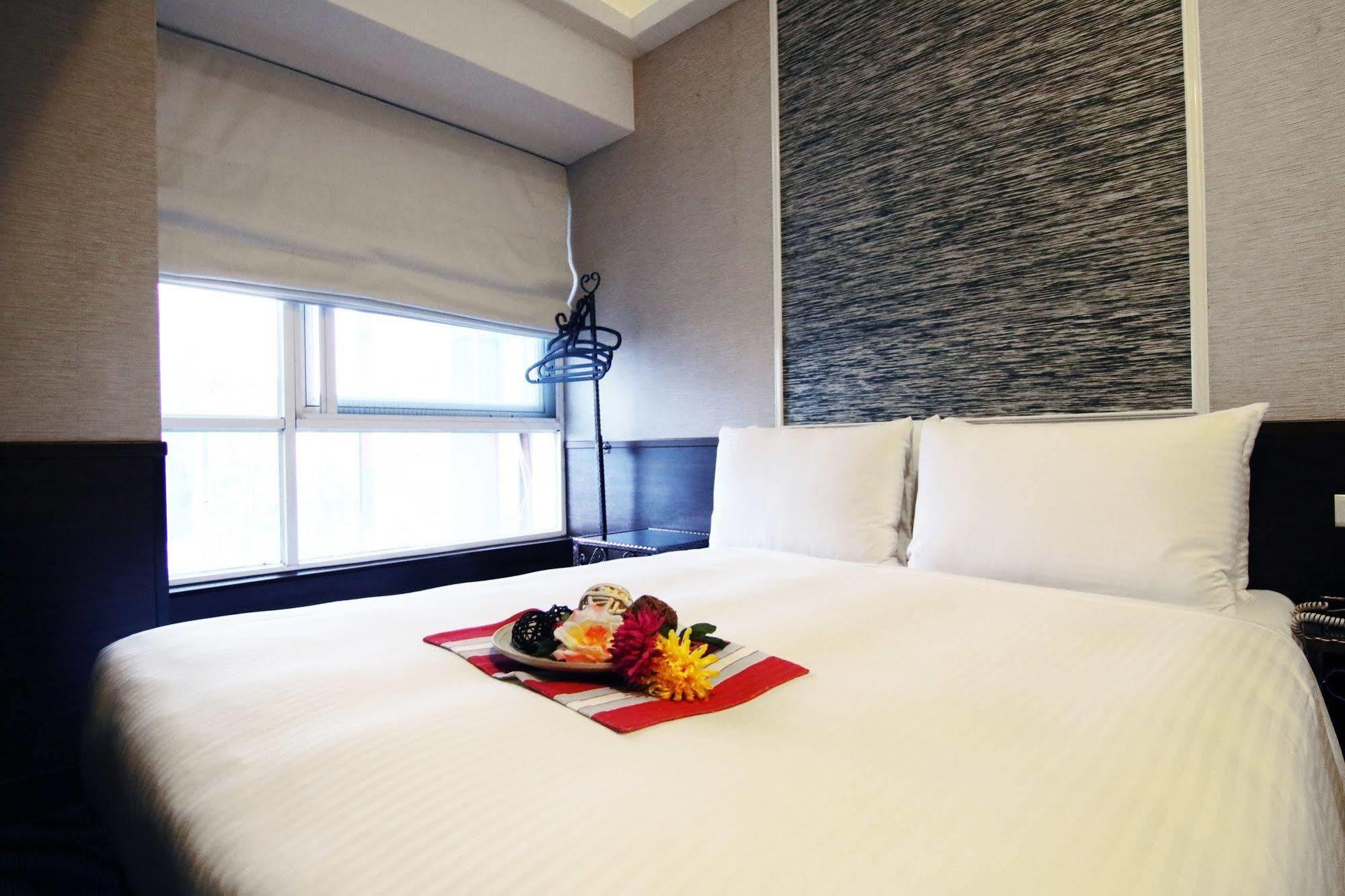 Khách sạn 6 - Ximen 3*